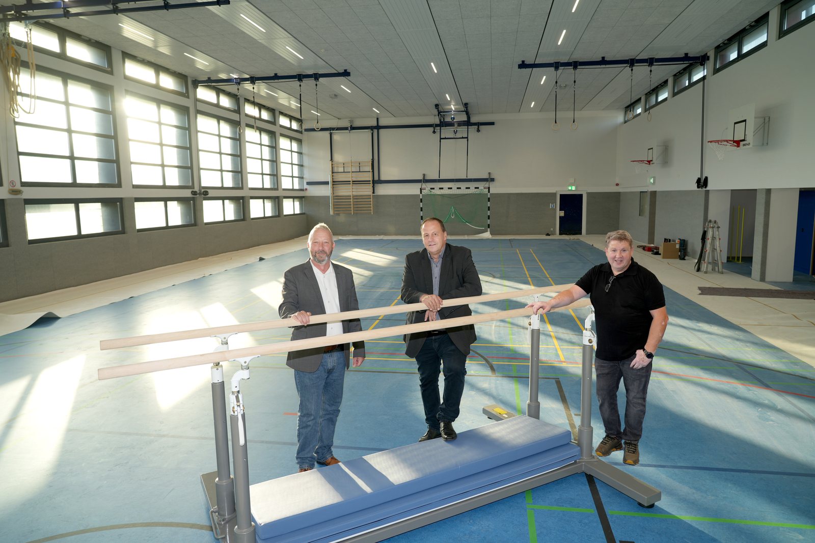 Die sanierte Turnhalle in Erftstadt-Bliesheim bei der Endreinigung